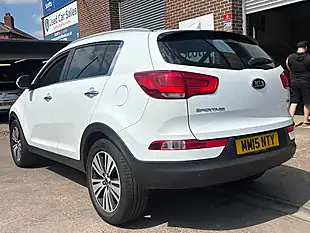 Used 2015 Kia Sportage Ecodynamics 3 White - Interior and Exterior details 5