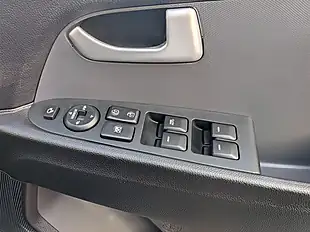 Used 2015 Kia Sportage Ecodynamics 4 White - Interior and Exterior details 17