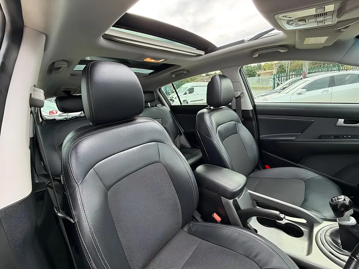 Used 2015 Kia Sportage KX-2 AWD Black - Interior and Exterior details 14