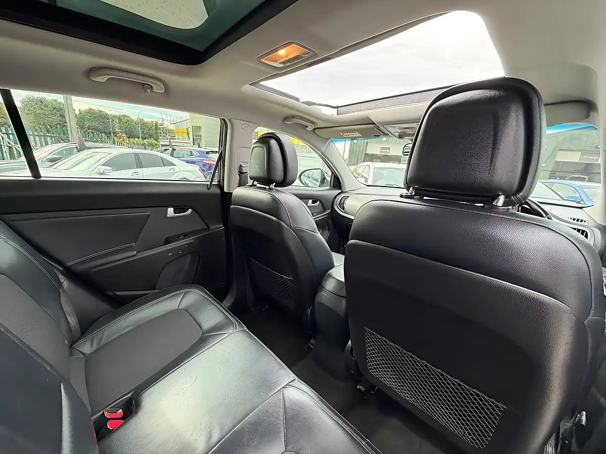 Used 2015 Kia Sportage KX-2 AWD Black - Interior and Exterior details 16