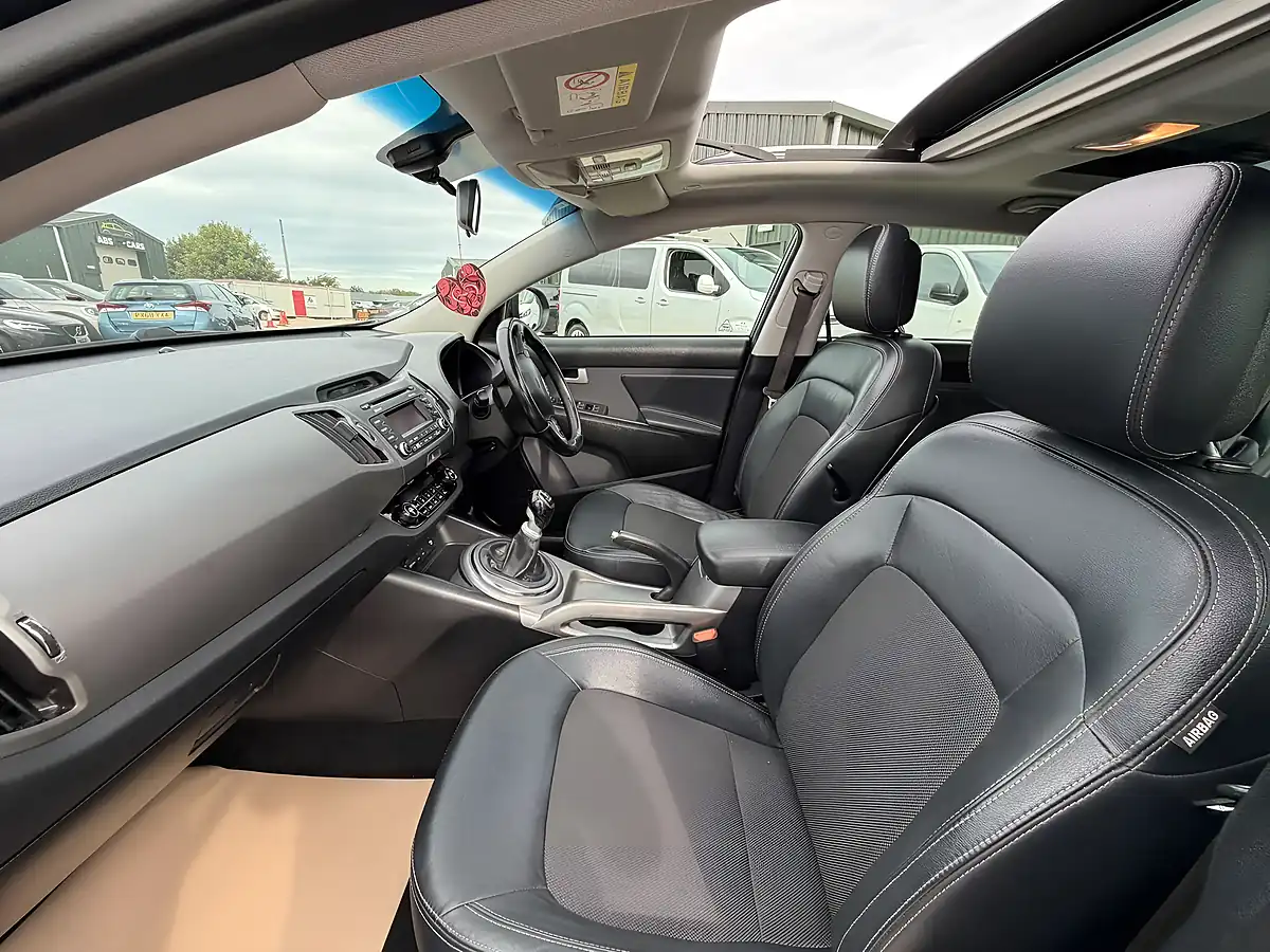 Used 2015 Kia Sportage KX-2 AWD Black - Interior and Exterior details 19