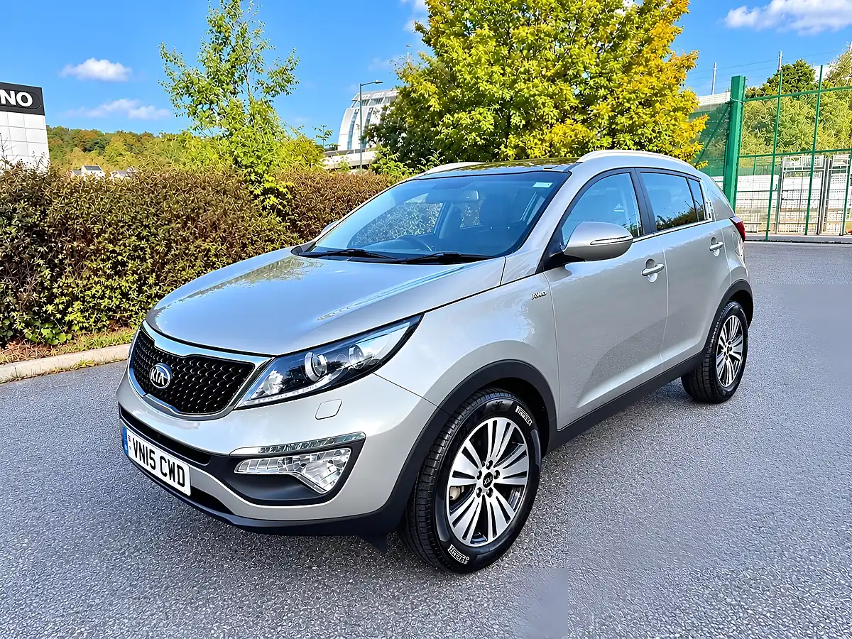 Used 2015 Kia Sportage KX-3 Silver - Interior and Exterior details 2