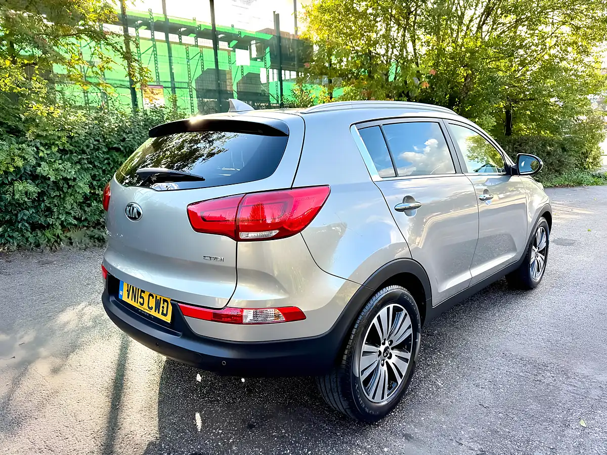 Used 2015 Kia Sportage KX-3 Silver - Interior and Exterior details 4