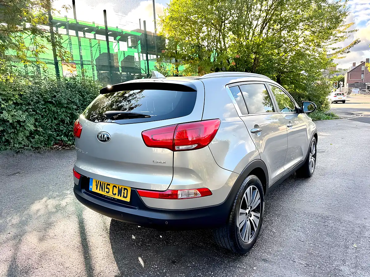 Used 2015 Kia Sportage KX-3 Silver - Interior and Exterior details 7