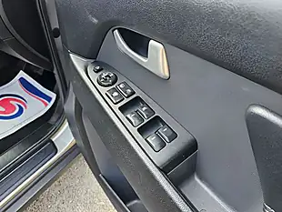 Used 2015 Kia Sportage KX-3 Silver - Interior and Exterior details 16
