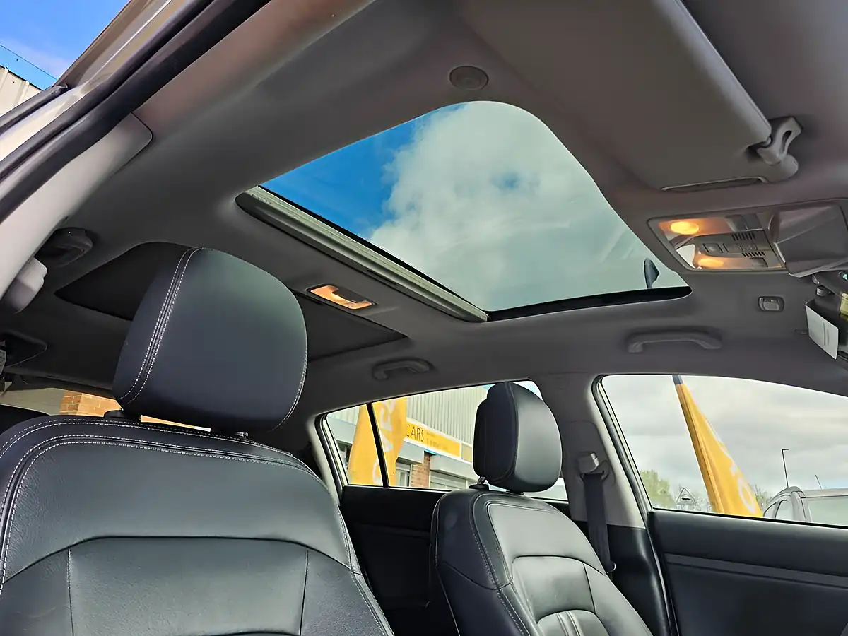 Used 2015 Kia Sportage KX-3 Silver - Interior and Exterior details 17