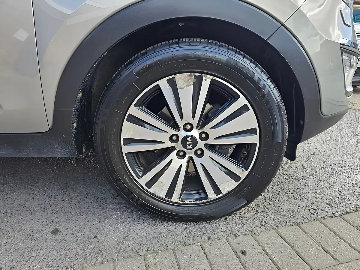Used 2015 Kia Sportage KX-3 Silver - Interior and Exterior details 19