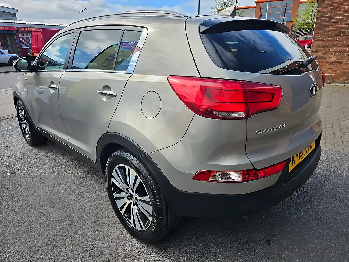 Used 2015 Kia Sportage KX-3 Silver - Interior and Exterior details 3