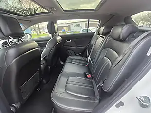Used 2015 Kia Sportage KX-4 White - Interior and Exterior details 12