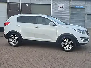 Used 2015 Kia Sportage KX-4 White - Interior and Exterior details 2