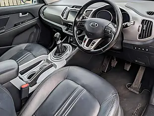 Used 2015 Kia Sportage KX-4 White - Interior and Exterior details 13