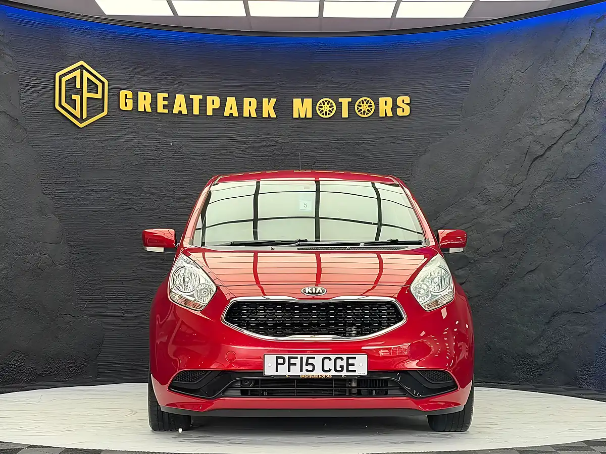 Used 2015 Kia Venga 2 Red - Interior and Exterior details 2