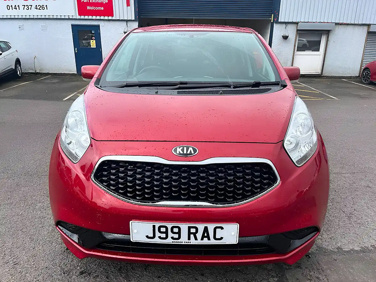 Used 2015 Kia Venga 2 Red - Interior and Exterior details 2