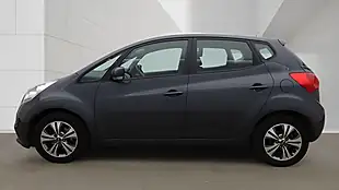 Used 2015 Kia Venga 2 Silver - Interior and Exterior details 6