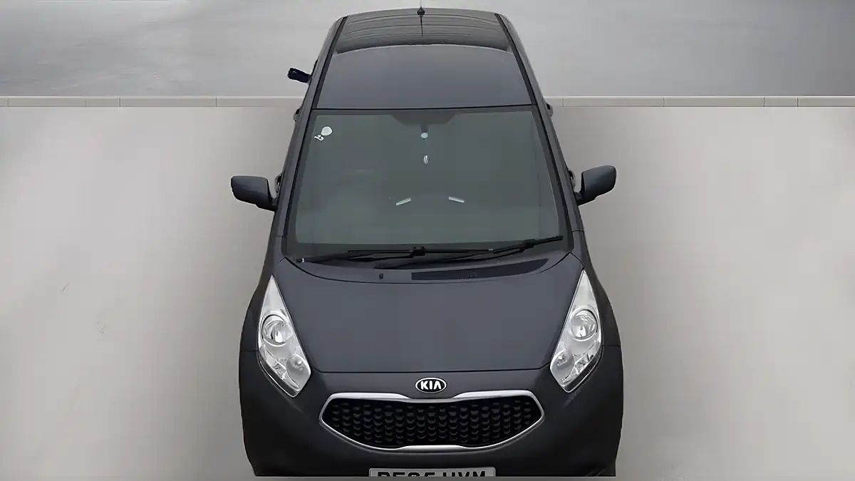 Used 2015 Kia Venga 2 Silver - Interior and Exterior details 7