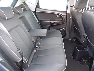 Used 2015 Kia Venga 2 Silver - Interior and Exterior details 12