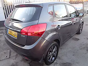 Used 2015 Kia Venga 2 Silver - Interior and Exterior details 4