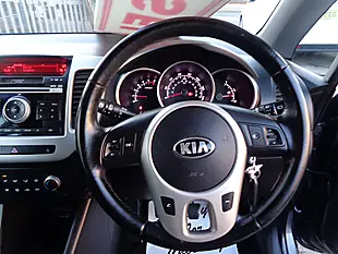 Used 2015 Kia Venga 2 Silver - Interior and Exterior details 7