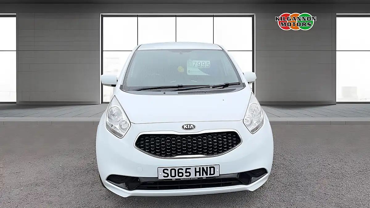 Used 2015 Kia Venga 2 White - Interior and Exterior details 4