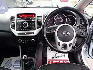 Used 2015 Kia Venga 2 White - Interior and Exterior details 10