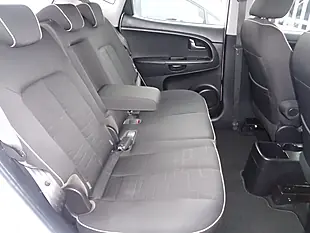 Used 2015 Kia Venga 2 White - Interior and Exterior details 12