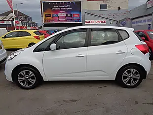 Used 2015 Kia Venga 2 White - Interior and Exterior details 18
