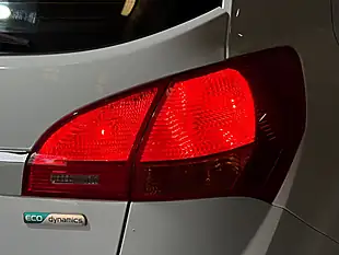 Used 2015 Kia Venga Ecodynamics 1 White - Interior and Exterior details 10