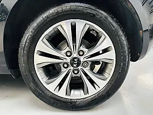 Used 2015 Kia Venga SR7 Black - Interior and Exterior details 19