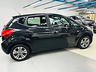 Used 2015 Kia Venga SR7 Black - Interior and Exterior details 20