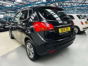 Used 2015 Kia Venga SR7 Black - Interior and Exterior details 6