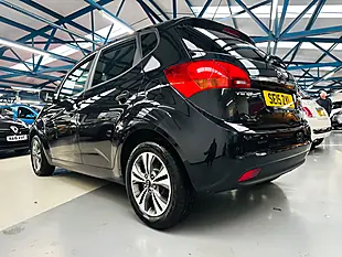 Used 2015 Kia Venga SR7 Black - Interior and Exterior details 8