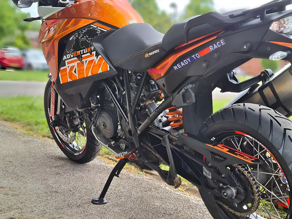 Used 2015 Ktm 1190 Adventure Orange - Interior and Exterior details 16