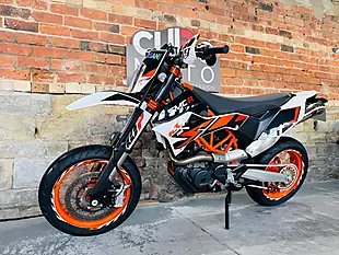 Used 2015 Ktm 690 Smc R Supermoto Orange - Interior and Exterior details 12