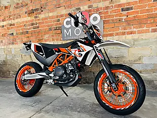 Used 2015 Ktm 690 Smc R Supermoto Orange - Interior and Exterior details 3