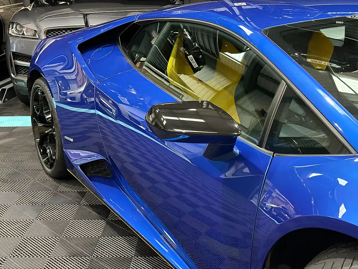 Used 2015 Lamborghini Huracan Ldf Blue - Interior and Exterior details 11
