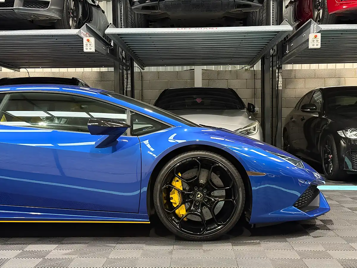 Used 2015 Lamborghini Huracan Ldf Blue - Interior and Exterior details 13
