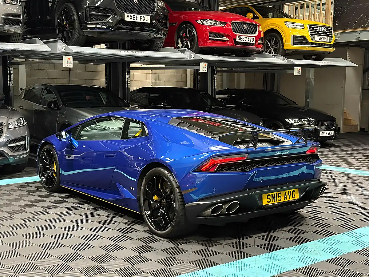 Used 2015 Lamborghini Huracan Ldf Blue - Interior and Exterior details 5
