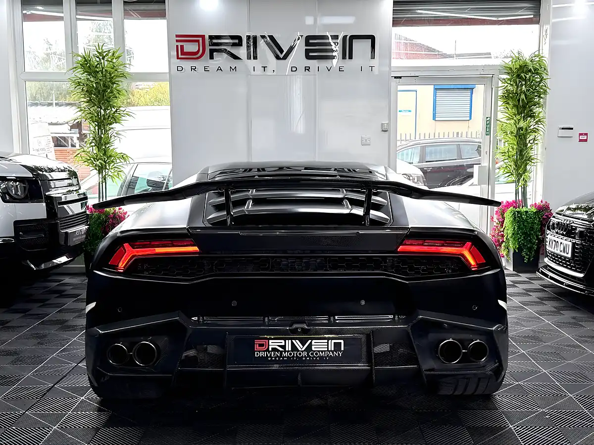 Used 2015 Lamborghini Huracan Lp 610-4 Black - Interior and Exterior details 10