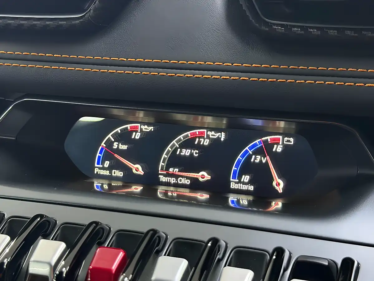 Used 2015 Lamborghini Huracan Lp 610-4 Black - Interior and Exterior details 14