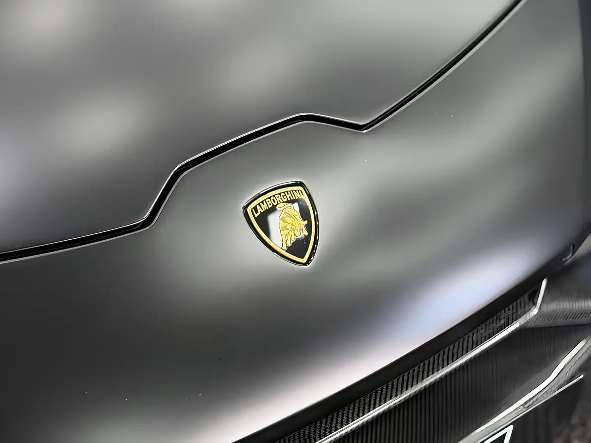 Used 2015 Lamborghini Huracan Lp 610-4 Black - Interior and Exterior details 17