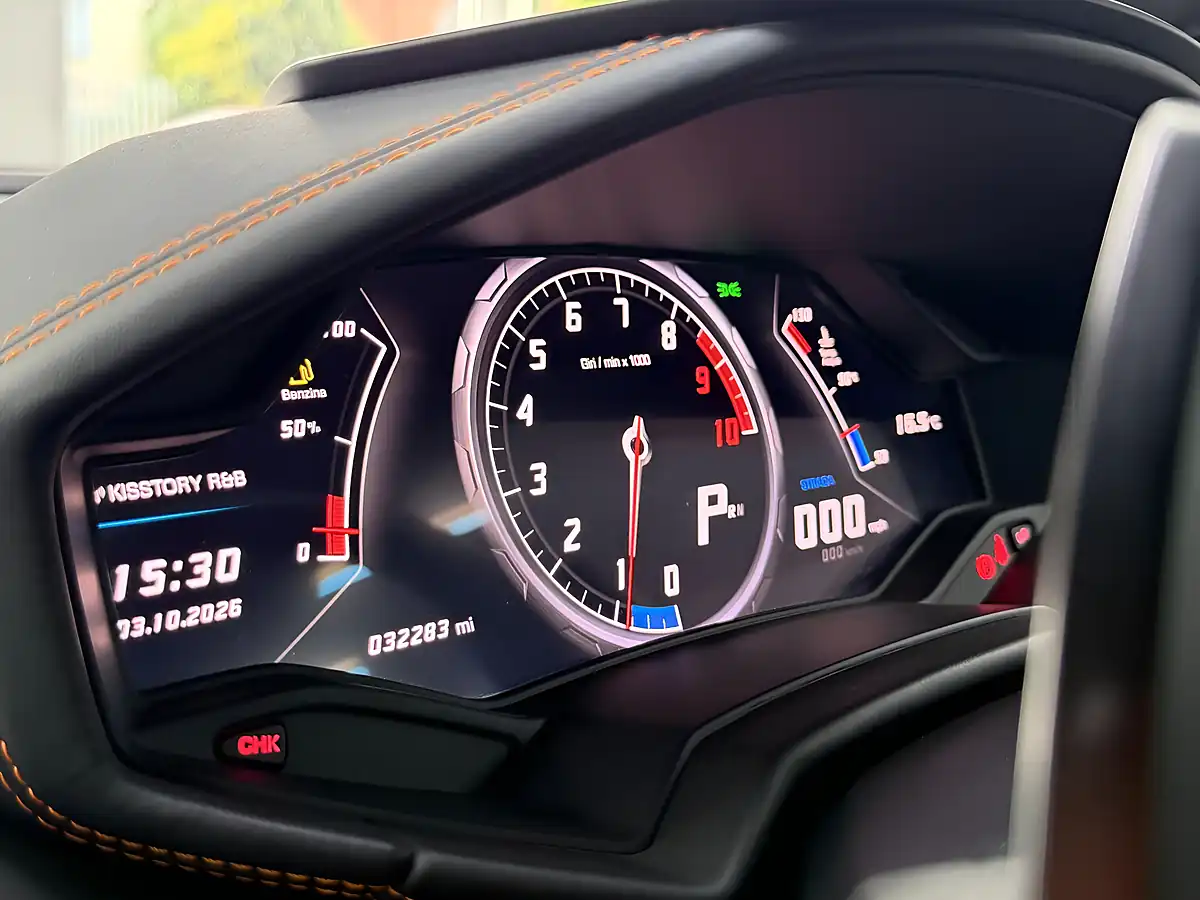 Used 2015 Lamborghini Huracan Lp 610-4 Black - Interior and Exterior details 20