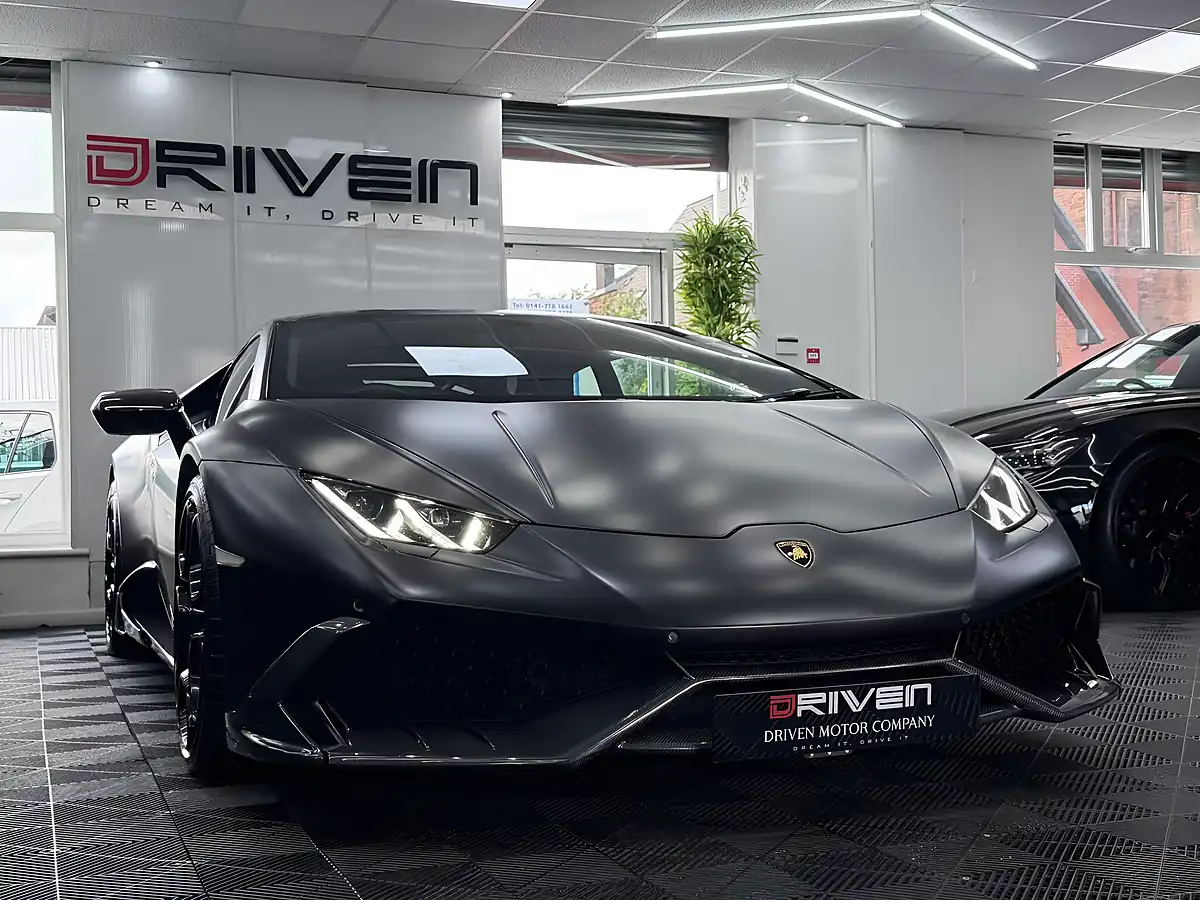 Used 2015 Lamborghini Huracan Lp 610-4 Black - Interior and Exterior details 8