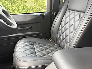 Used 2015 Land Rover Defender 110 Xs Silver - Interior and Exterior details 16