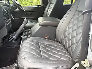 Used 2015 Land Rover Defender 110 Xs Silver - Interior and Exterior details 4