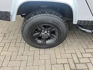 Used 2015 Land Rover Defender 110 Xs Silver - Interior and Exterior details 3
