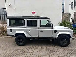 Used 2015 Land Rover Defender 110 Xs Silver - Interior and Exterior details 8