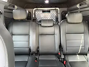 Used 2015 Land Rover Defender 110 Xs Utility Wagon Double Cab Fuji White - Interior and Exterior details 7