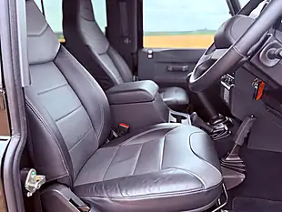 Used 2015 Land Rover Defender 90 Autobiography Station Wagon Santorini Black - Interior and Exterior details 3