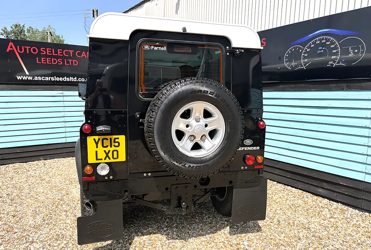 Used 2015 Land Rover Defender 90 Hard Top Santorini Black - Interior and Exterior details 14