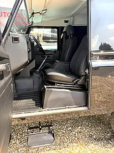 Used 2015 Land Rover Defender 90 Hard Top Santorini Black - Interior and Exterior details 7